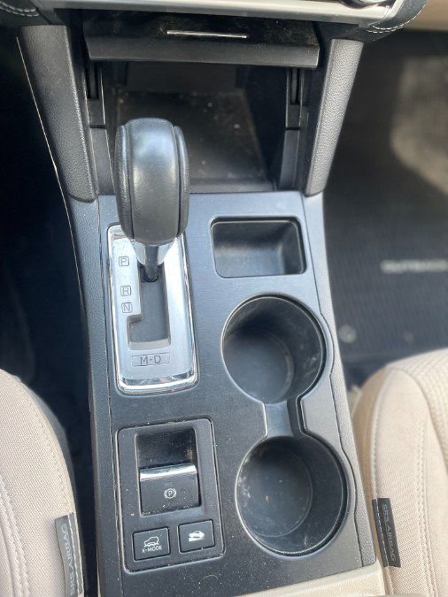 2019 Subaru Outback Premium - Photo 24