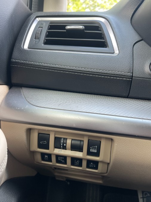 2019 Subaru Outback Premium - Photo 27