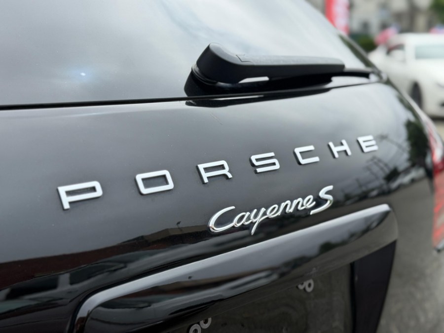 2014 Porsche Cayenne S Hybrid - Photo 6