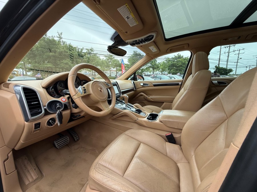2014 Porsche Cayenne S Hybrid - Photo 7