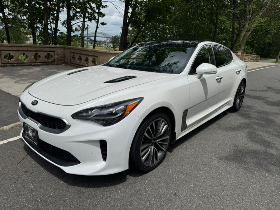 2018 Kia Stinger Premium AWD's photo