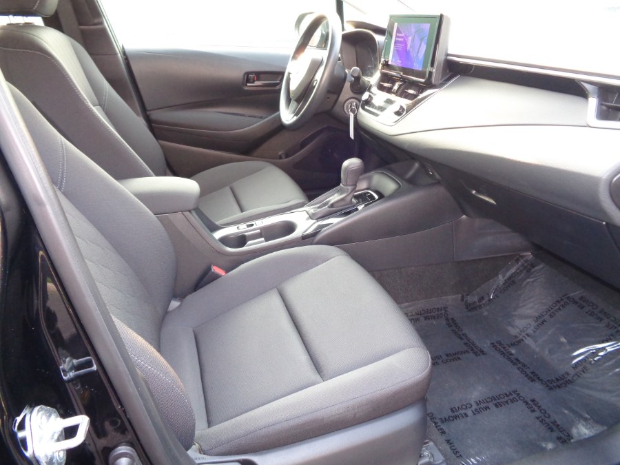 2024 Toyota Corolla LE - Photo 17