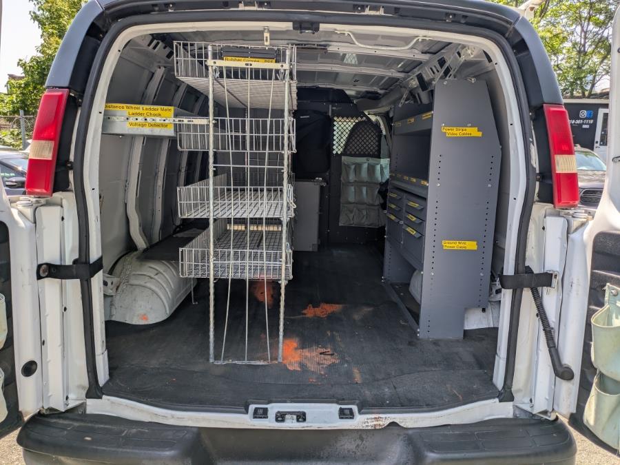 2012 Chevrolet Express Cargo Work Van - Photo 10