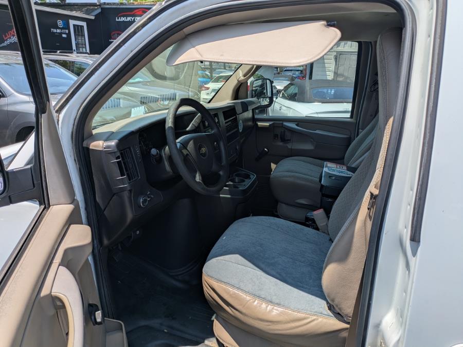 2012 Chevrolet Express Cargo Work Van - Photo 6