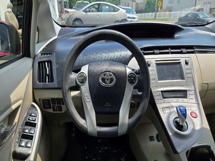 2013 Toyota Prius Two - Photo 6