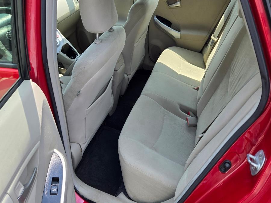 2013 Toyota Prius Two - Photo 9