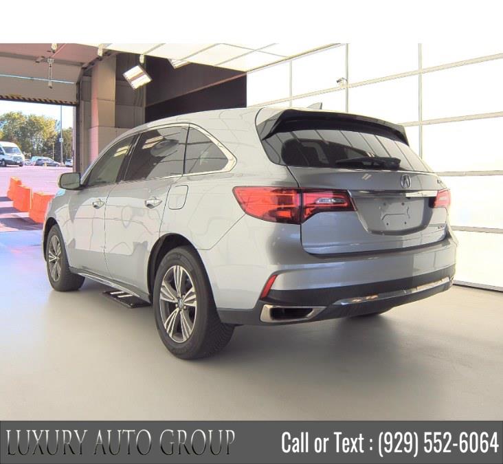 2018 Acura MDX SH-AWD's photo