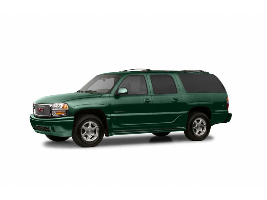 2003 GMC Yukon Denali's photo