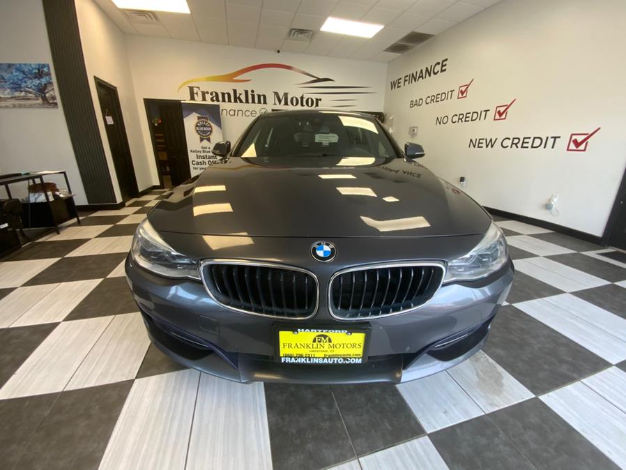 2018 BMW 3 Series 330i xDrive Gran Turismo's photo
