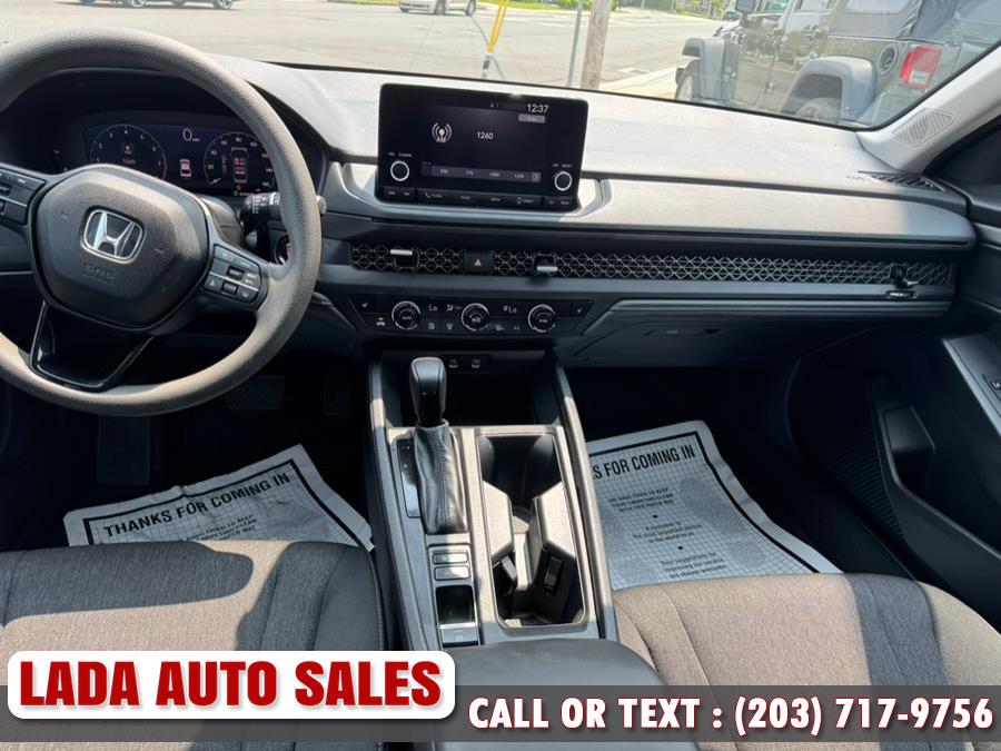 2023 Honda Accord EX - Photo 13