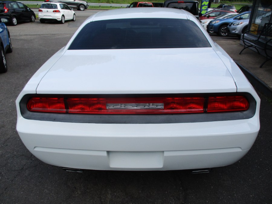 2014 Dodge Challenger SXT - Photo 4
