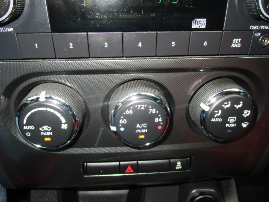 2014 Dodge Challenger SXT - Photo 27