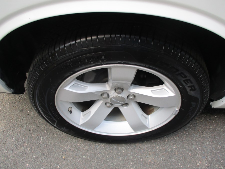 2014 Dodge Challenger SXT - Photo 10