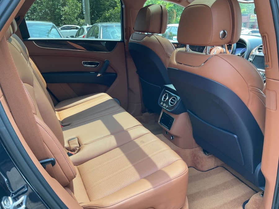 2019 Bentley Bentayga Base - Photo 13