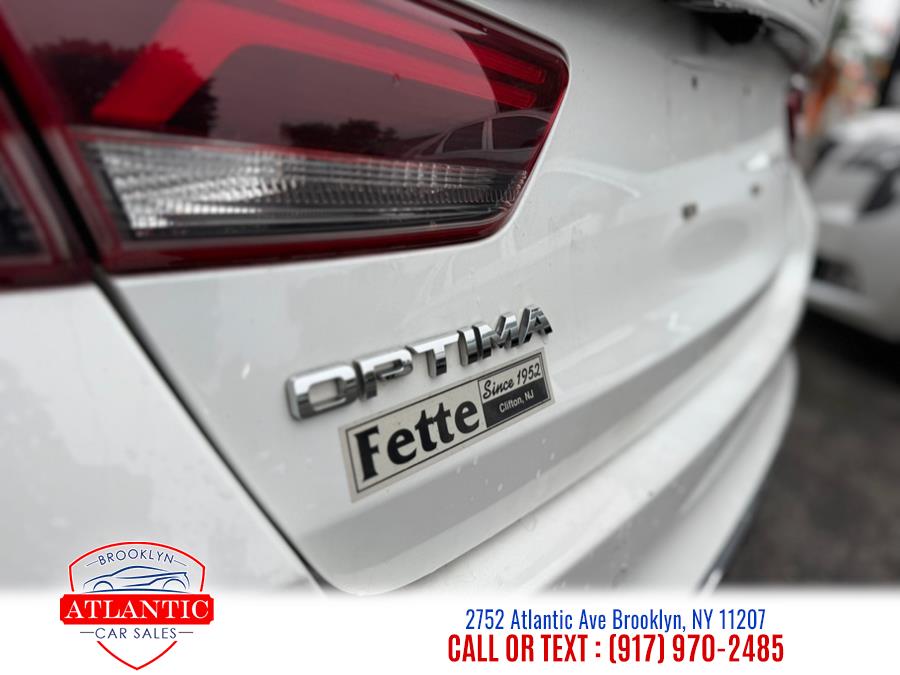 2020 Kia Optima SE - Photo 8