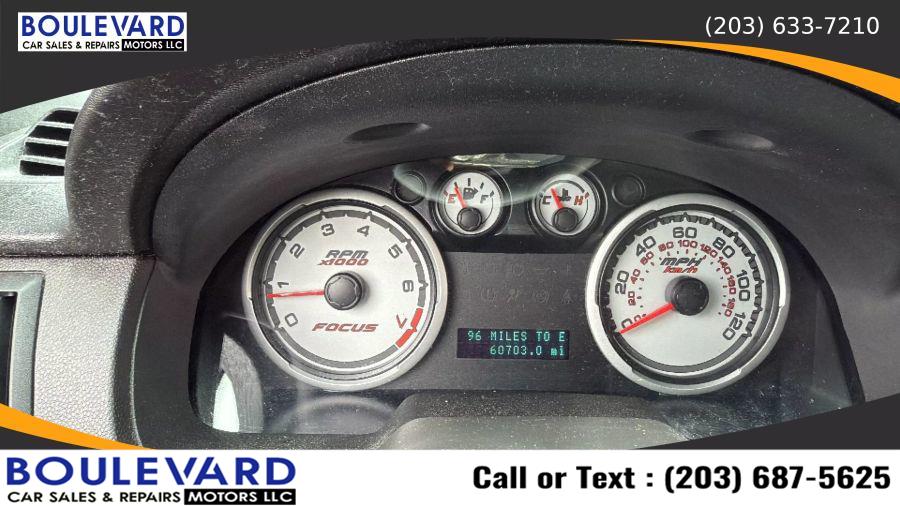 2010 Ford Focus SE - Photo 16