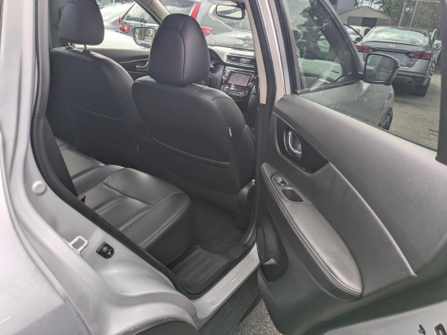 2020 Nissan Rogue SL - Photo 9