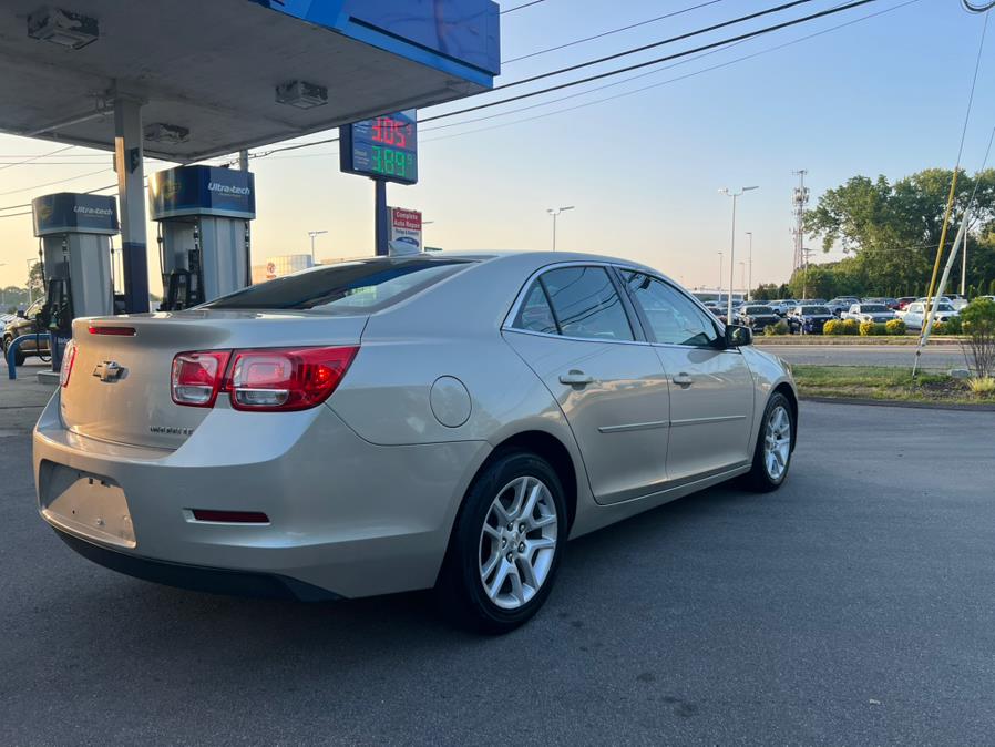 2015 Chevrolet Malibu 1LT - Photo 6