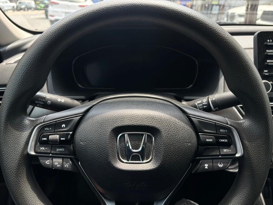 2018 Honda Accord LX - Photo 11