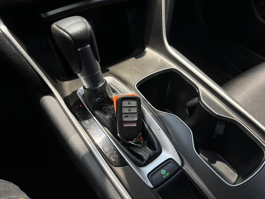 2018 Honda Accord LX - Photo 14