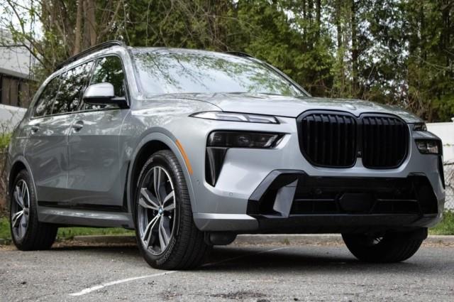 2024 BMW X7 xDrive40i's photo