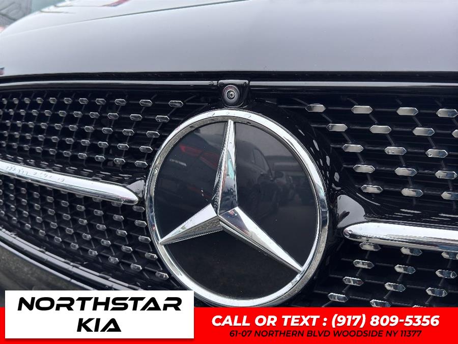 2022 Mercedes-Benz E-Class E350 - Photo 10