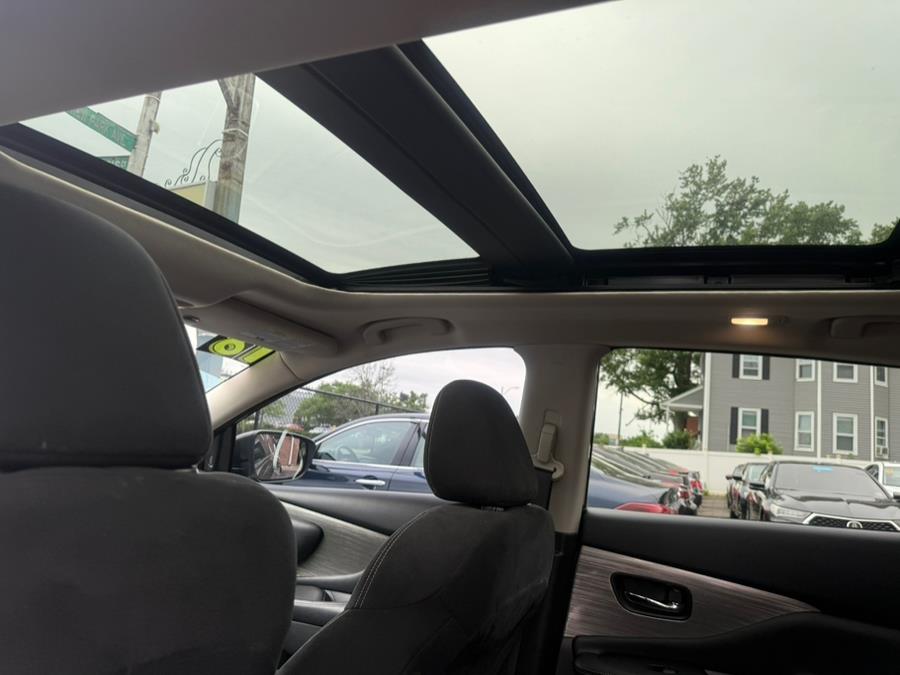 2018 Nissan Murano SV - Photo 11