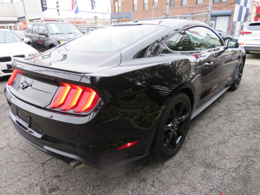 2019 Ford Mustang EcoBoost Premium - Photo 6