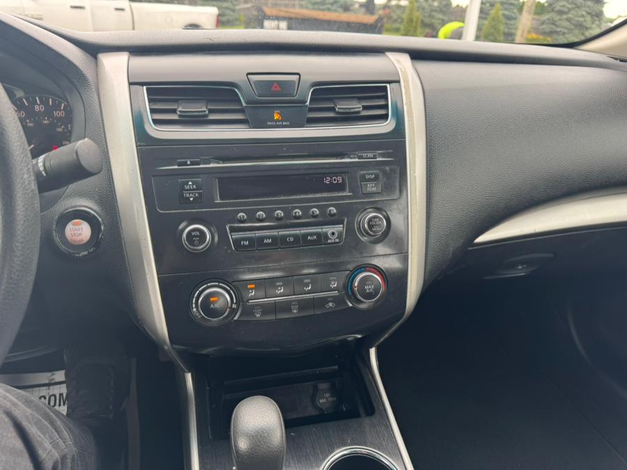 2013 Nissan Altima Sedan S - Photo 12