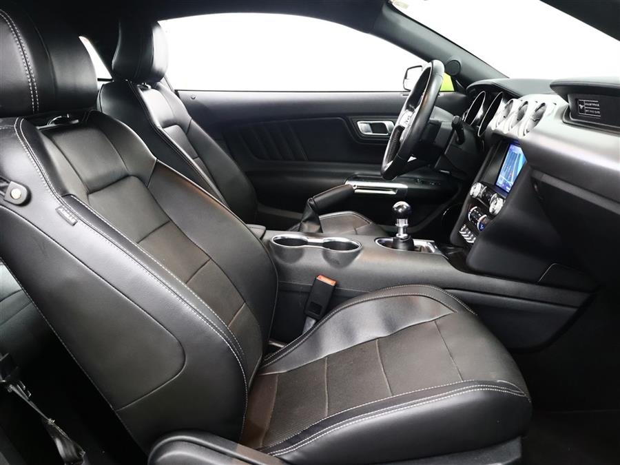2020 Ford Mustang GT Premium - Photo 17