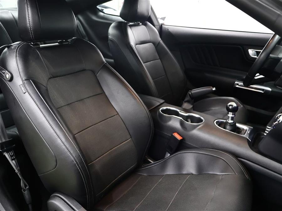 2020 Ford Mustang GT Premium - Photo 18
