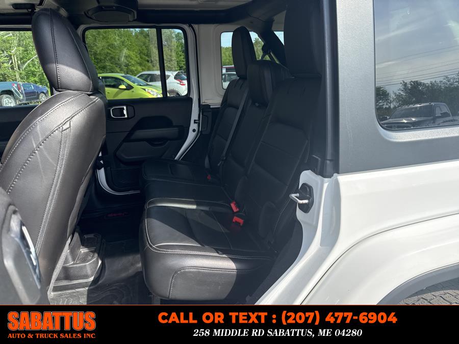 2021 Jeep Wrangler Unlimited Sahara - Photo 16