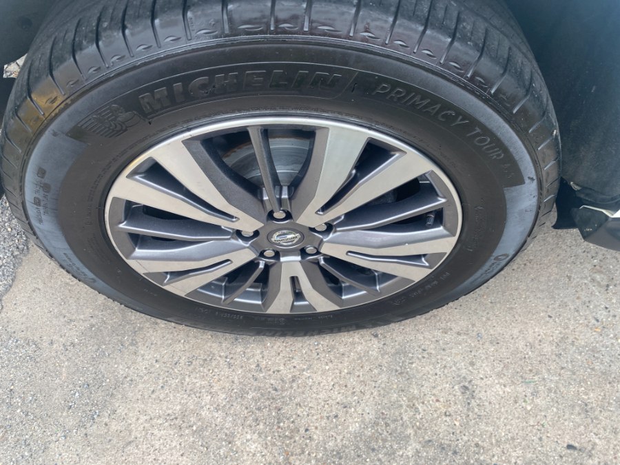 2020 Nissan Pathfinder SV - Photo 25