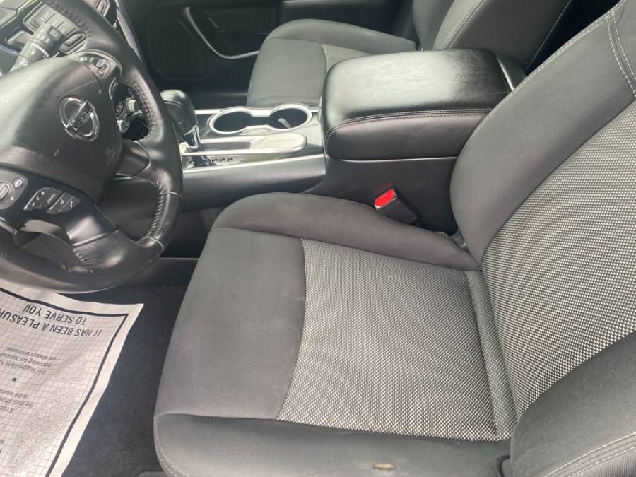 2020 Nissan Pathfinder SV - Photo 17