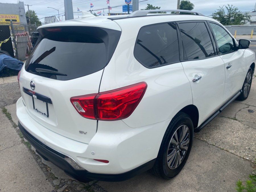 2020 Nissan Pathfinder SV - Photo 3