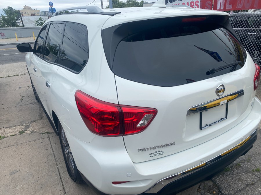2020 Nissan Pathfinder SV - Photo 5