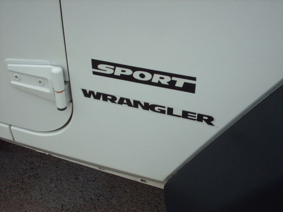 2017 Jeep Wrangler Sport S - Photo 10