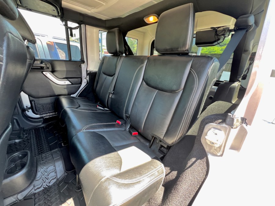 2016 Jeep Wrangler Unlimited Sahara - Photo 33