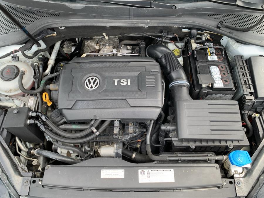 2019 Volkswagen Golf GTI SE - Photo 19