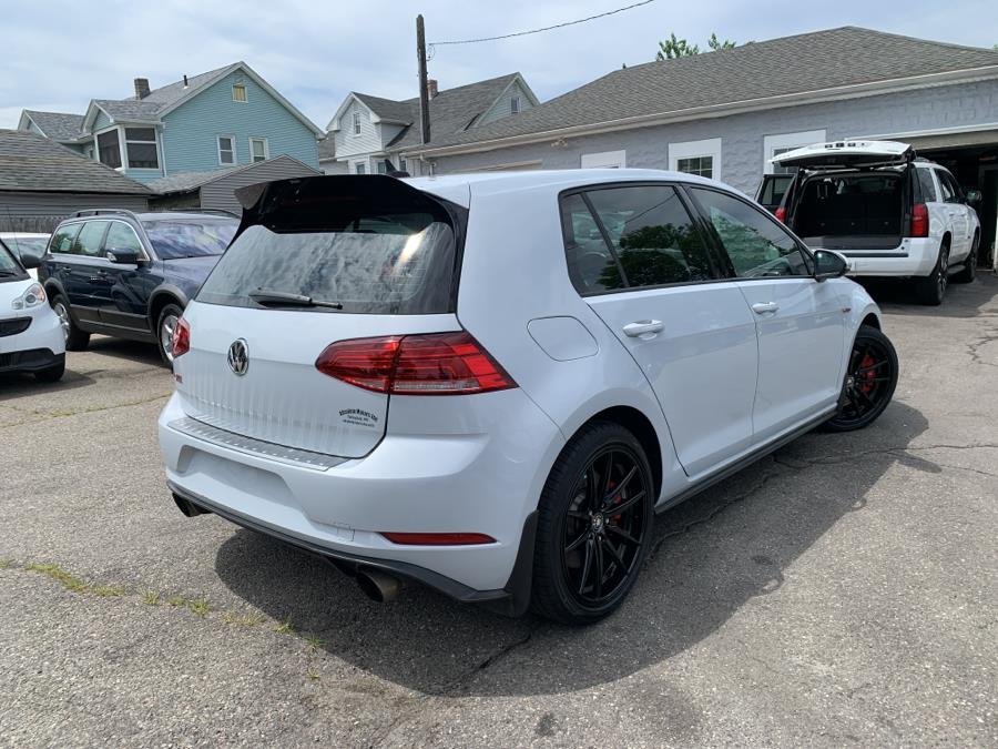 2019 Volkswagen Golf GTI SE - Photo 4