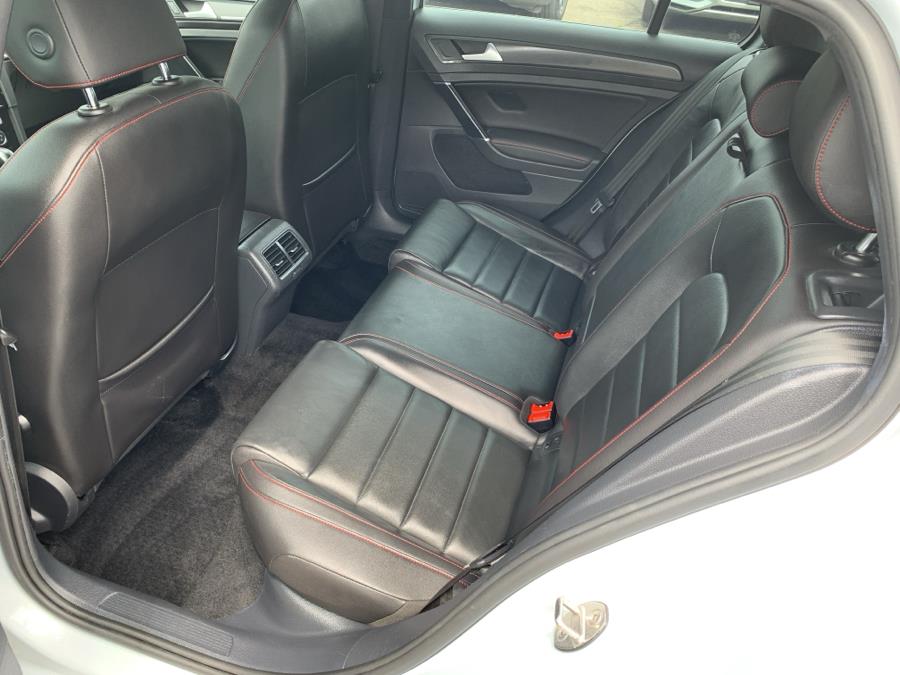 2019 Volkswagen Golf GTI SE - Photo 10