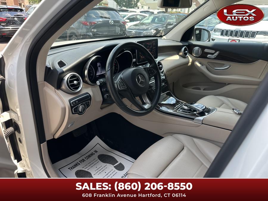 2018 Mercedes-Benz GLC GLC300 - Photo 33