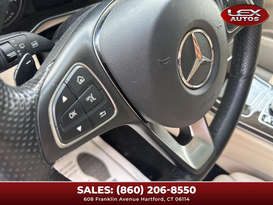 2018 Mercedes-Benz GLC GLC300 - Photo 38