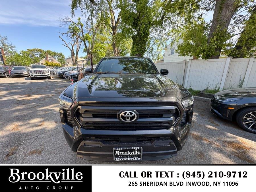 2025 Toyota Tacoma SR 4x2 Double Cab's photo
