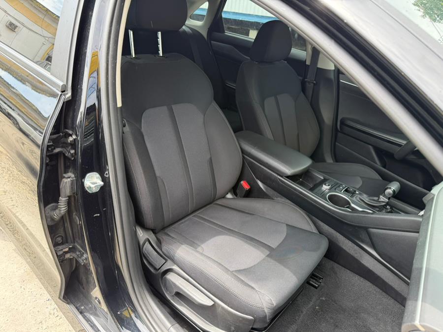2021 Kia K5 LX - Photo 7