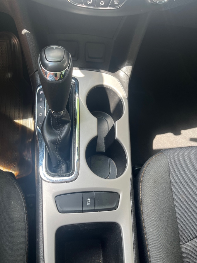 2018 Chevrolet Cruze LS - Photo 8