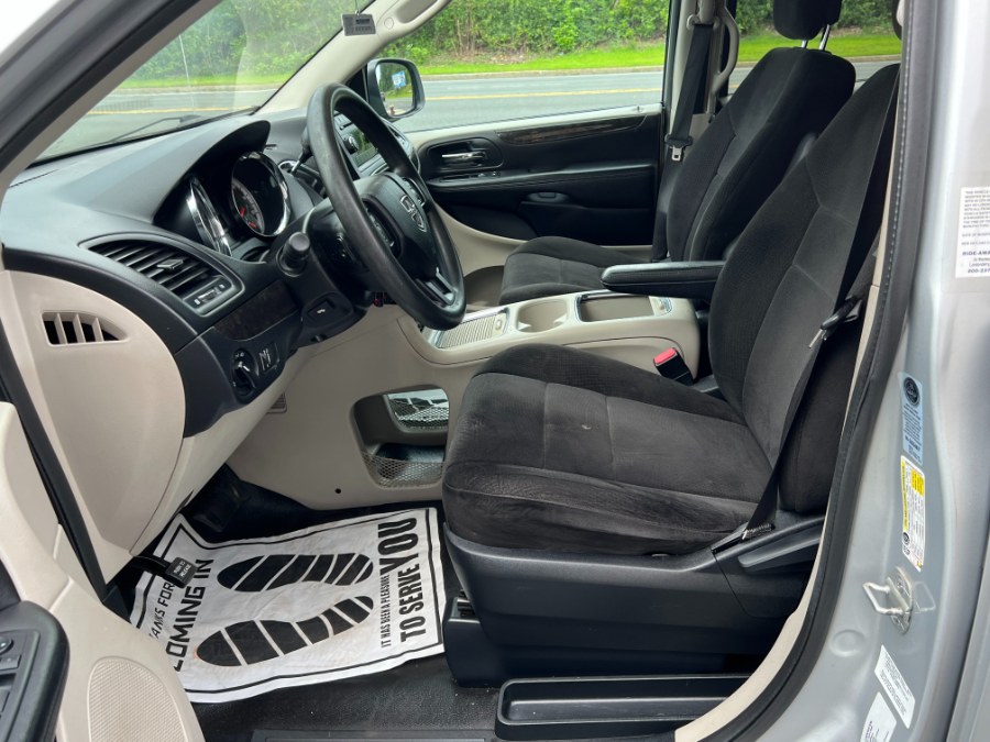 2012 Dodge Grand Caravan SXT - Photo 10
