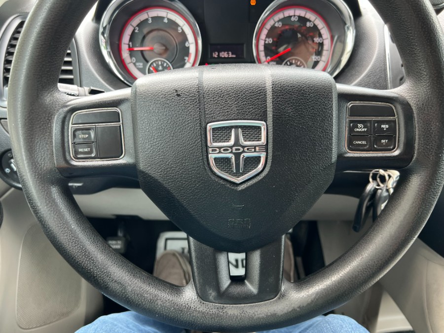 2012 Dodge Grand Caravan SXT - Photo 12