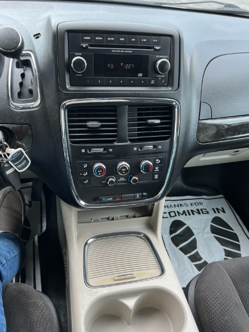 2012 Dodge Grand Caravan SXT - Photo 14