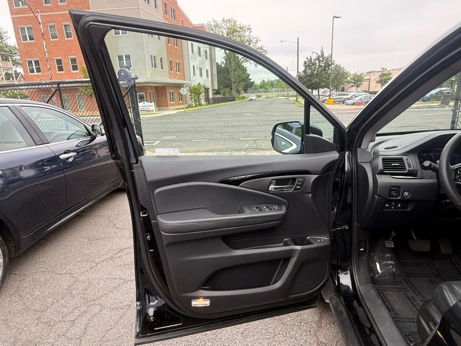 2020 Honda Pilot Touring - Photo 15